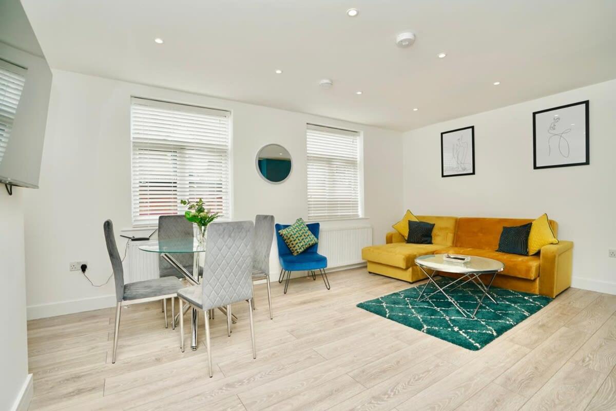Huntingdon Luxury Apartments Екстер'єр фото