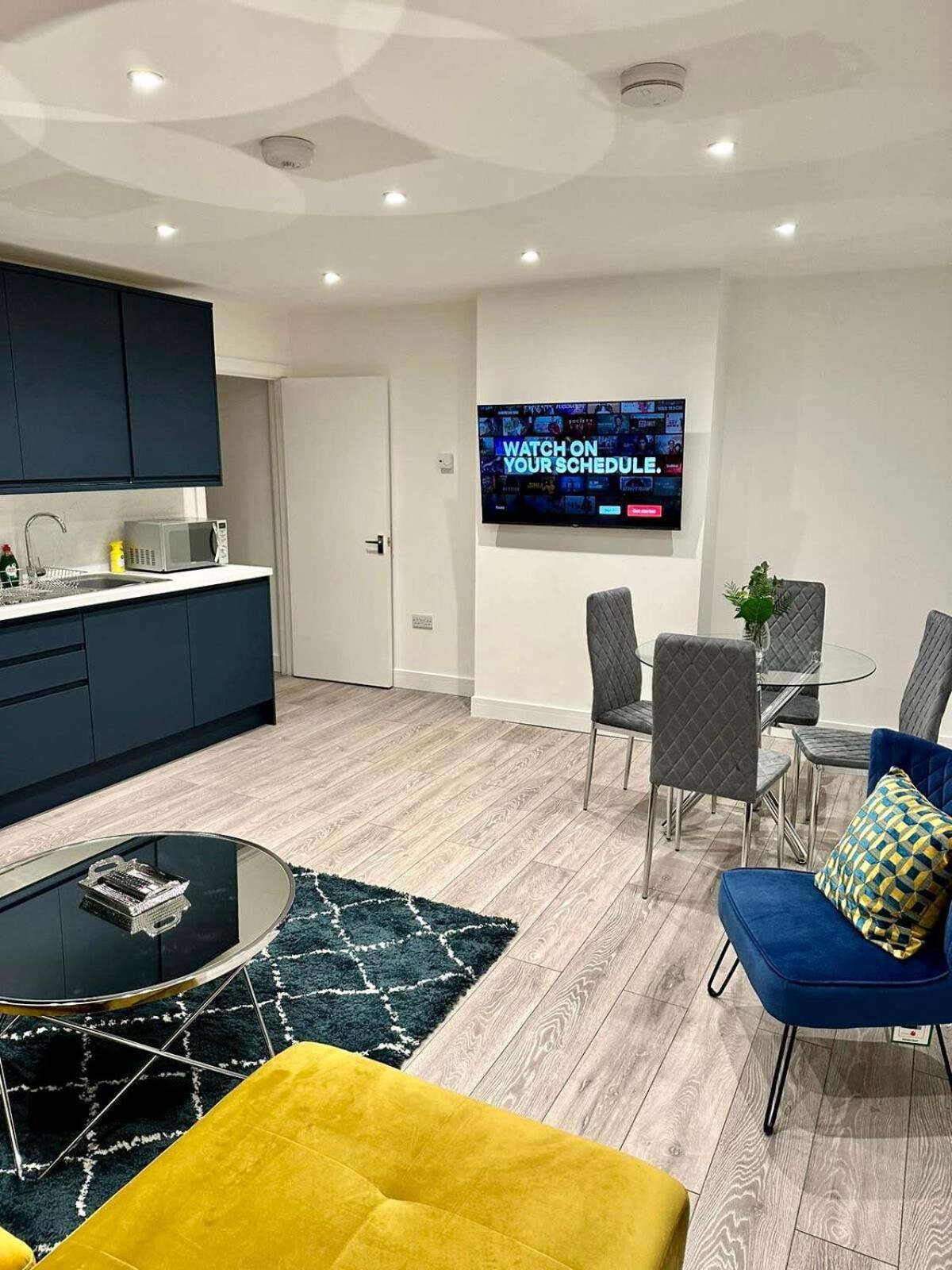 Huntingdon Luxury Apartments Екстер'єр фото